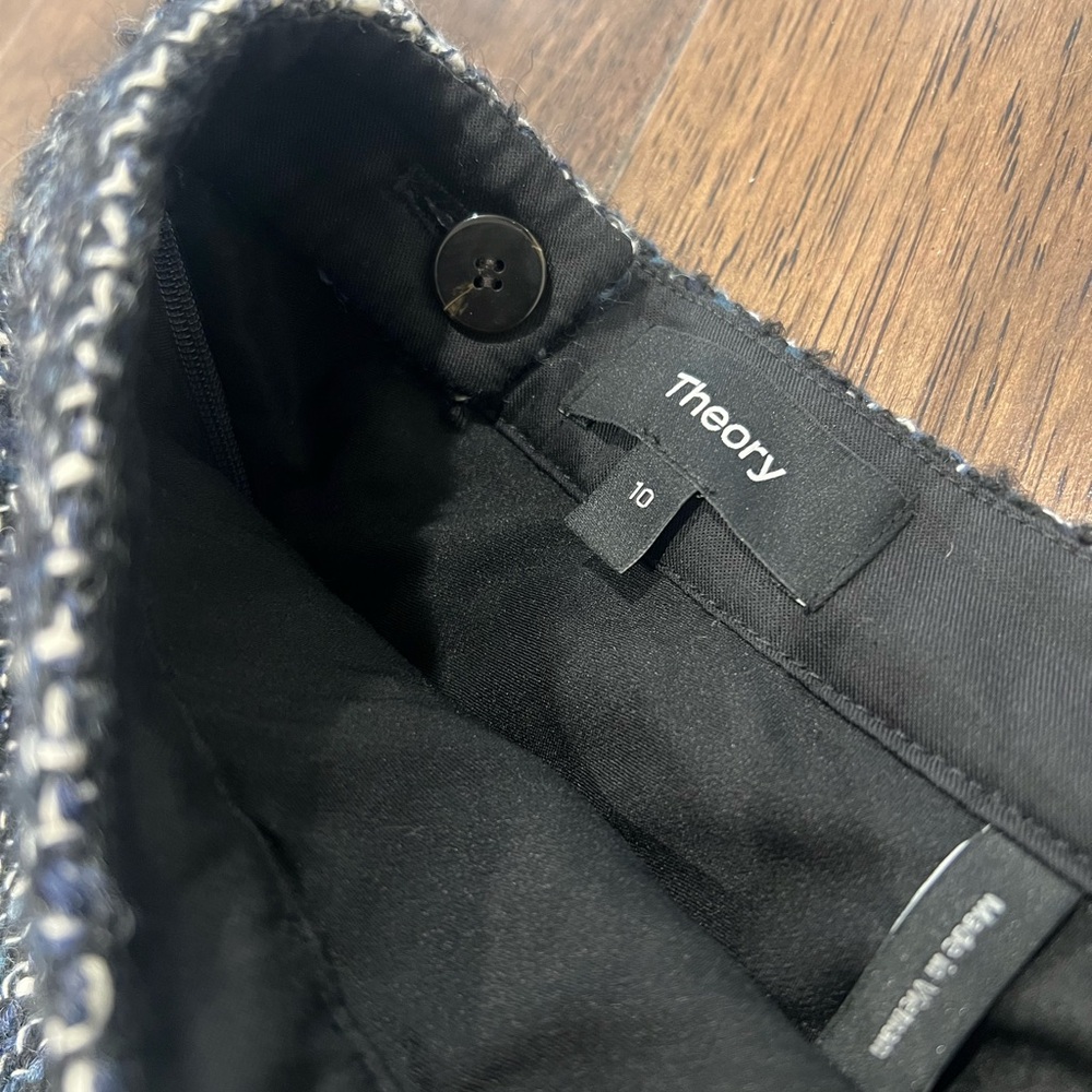 THEORY WOOL-BLEND TWEED DIAGONAL MINI SKIRT, Size 10 - Picture 6 of 8